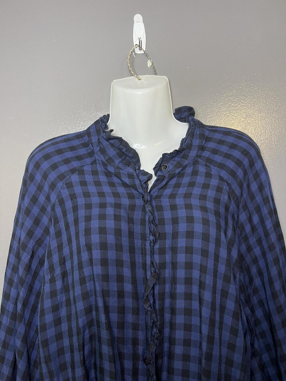 CAbi Blouse Womens Medium Blue Check Ruffle Button Front Long Sleeve Tunic Top